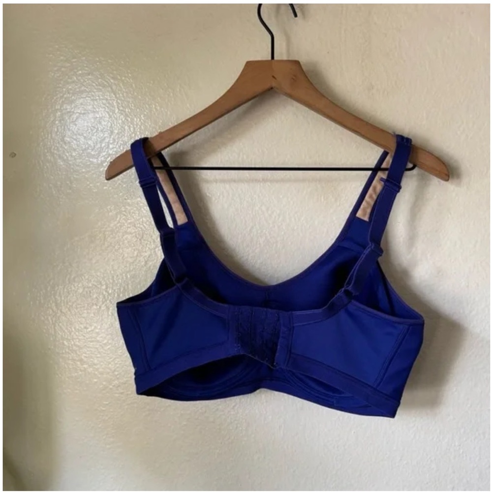 Freya | Active Underwire Crop Top Sports Bra - Picture 3 of 5